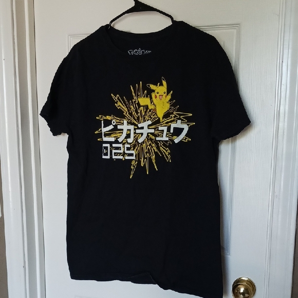 Thinkgeek Other - Pokemon Pikachu T-shirt Think Geek Size Large